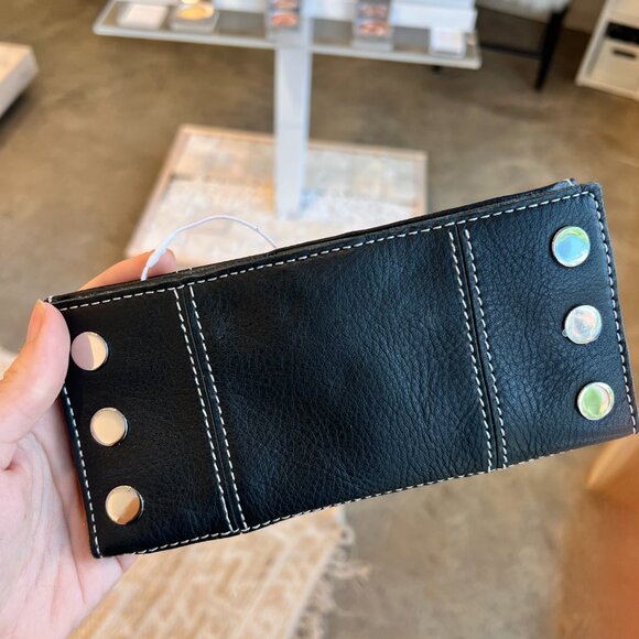 Hammitt 110 North Wallet Black - Picture 2 of 7